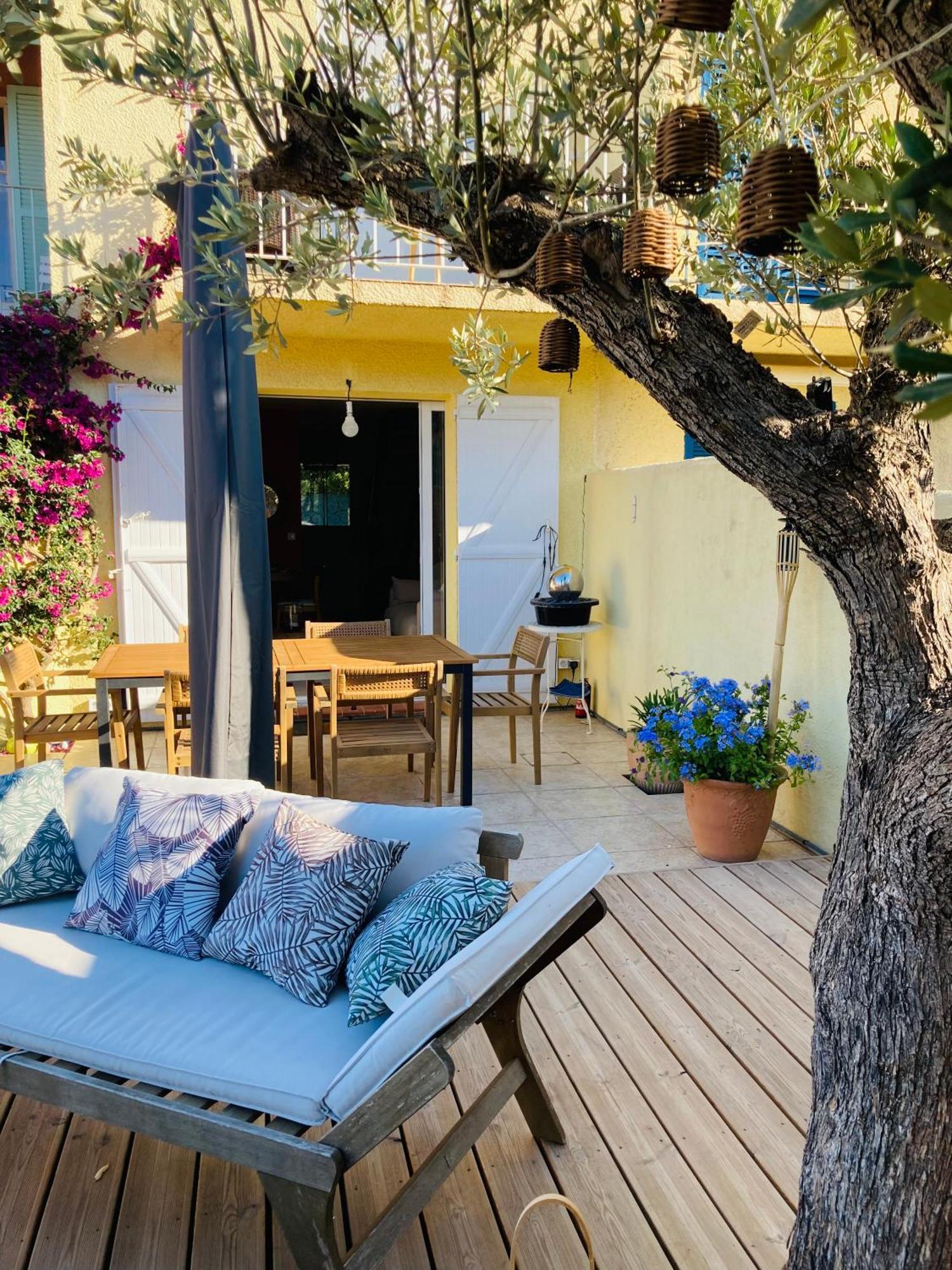 Vila Mazet Renove Golfe De St Tropez Cogolin Exteriér fotografie
